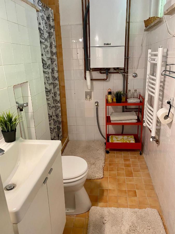 Rustic Cottage & Garden Retreat On Buda Hilltop Budapest Ngoại thất bức ảnh