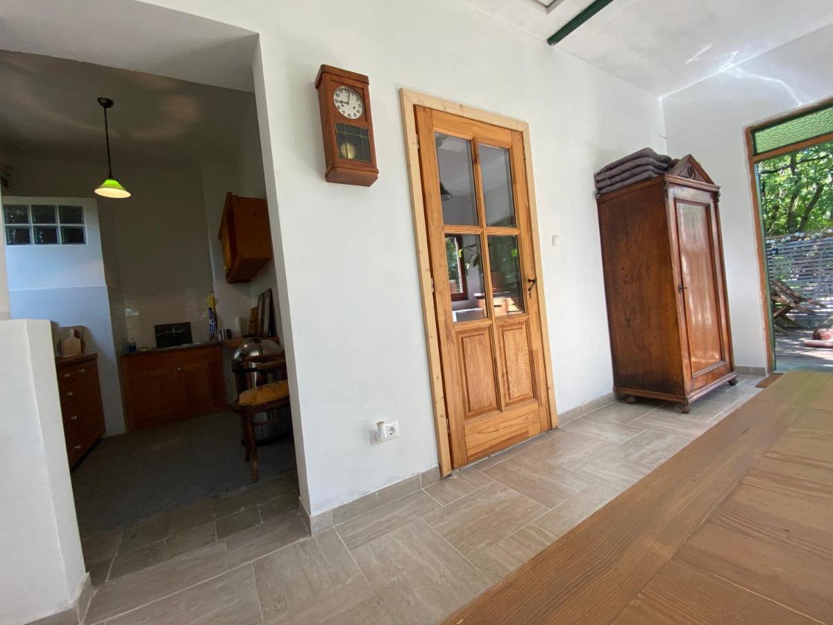 Rustic Cottage & Garden Retreat On Buda Hilltop Budapest Ngoại thất bức ảnh