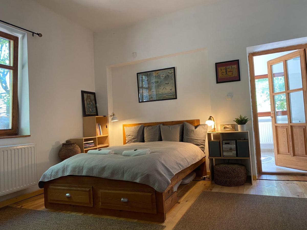Rustic Cottage & Garden Retreat On Buda Hilltop Budapest Ngoại thất bức ảnh