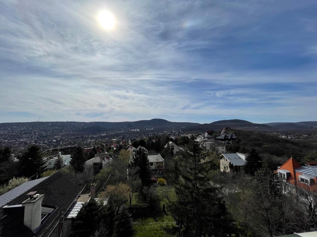 Rustic Cottage & Garden Retreat On Buda Hilltop Budapest Ngoại thất bức ảnh